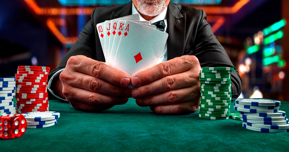 imagem destaque jogando poker online
